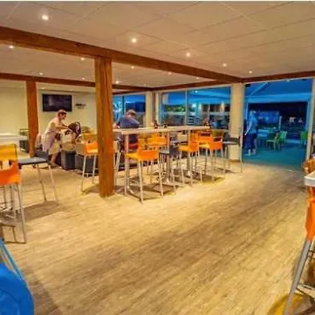 Kamp alanı - Parc Aquatique - Eeiccd