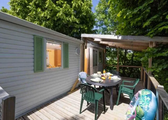 Кемпинг Zecamping 4 Etoiles Familial - Parc Aqua Et Soirees Animees Мюроль