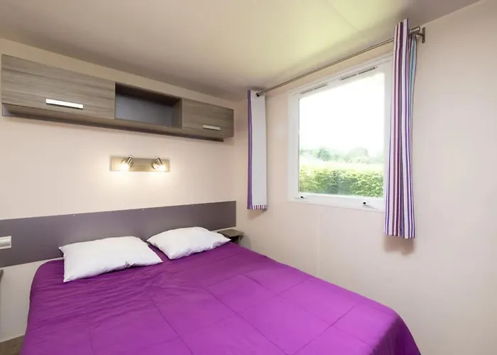 Zecamping 4 Etoiles Familial - Parc Aqua Et Soirees Animees Кемпинг Мюроль