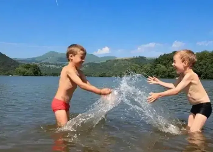 Кемпинг Zecamping 4 Etoiles Familial - Parc Aqua Et Soirees Animees Мюроль